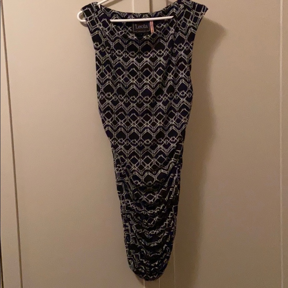 Stunning maternity dress - Leota